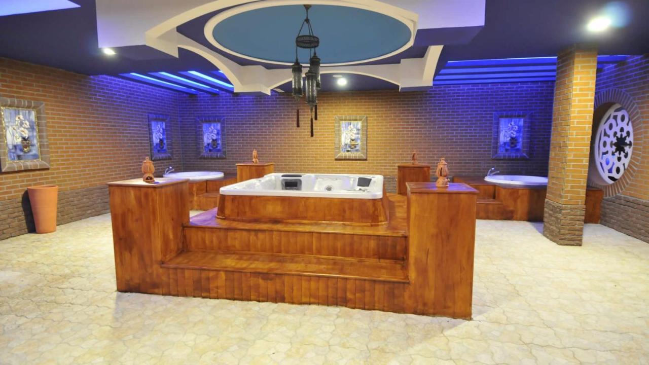 Noxinn Club Hotel Konaklı Exteriör bild