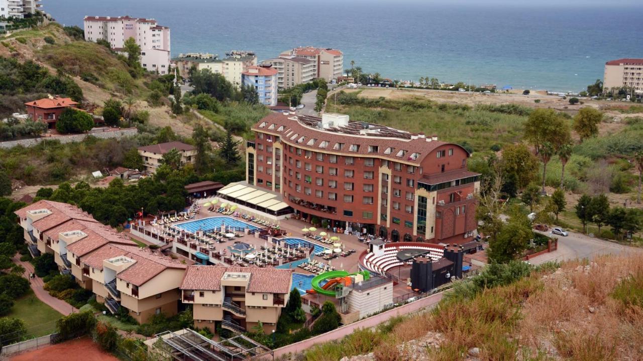 Noxinn Club Hotel Konaklı Exteriör bild