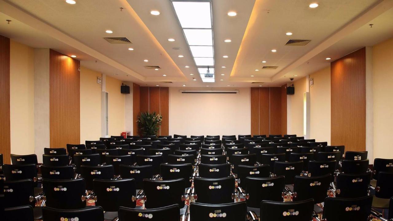 Noxinn Club Hotel Konaklı Exteriör bild