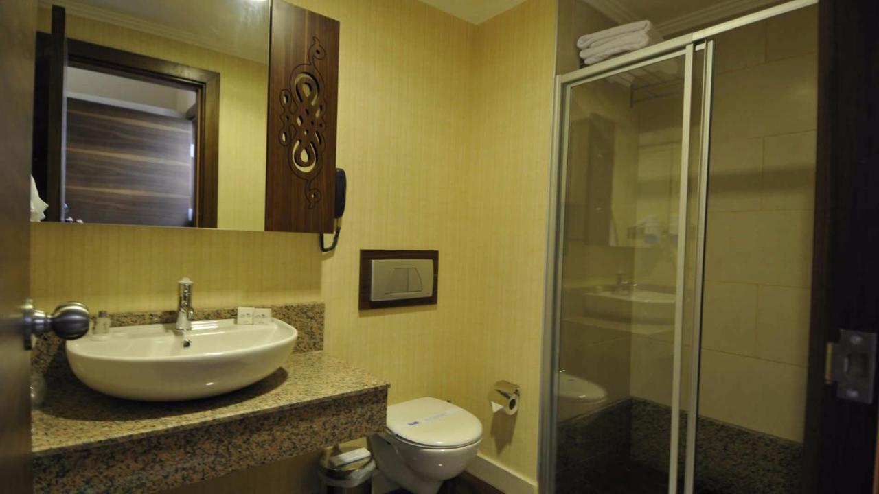 Noxinn Club Hotel Konaklı Exteriör bild