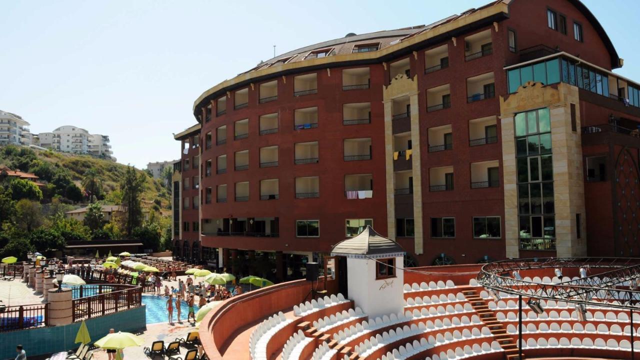 Noxinn Club Hotel Konaklı Exteriör bild