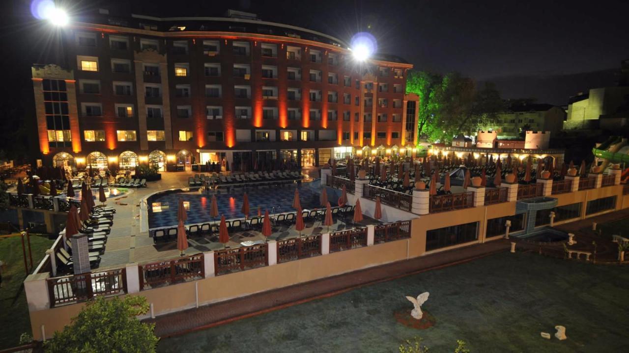 Noxinn Club Hotel Konaklı Exteriör bild