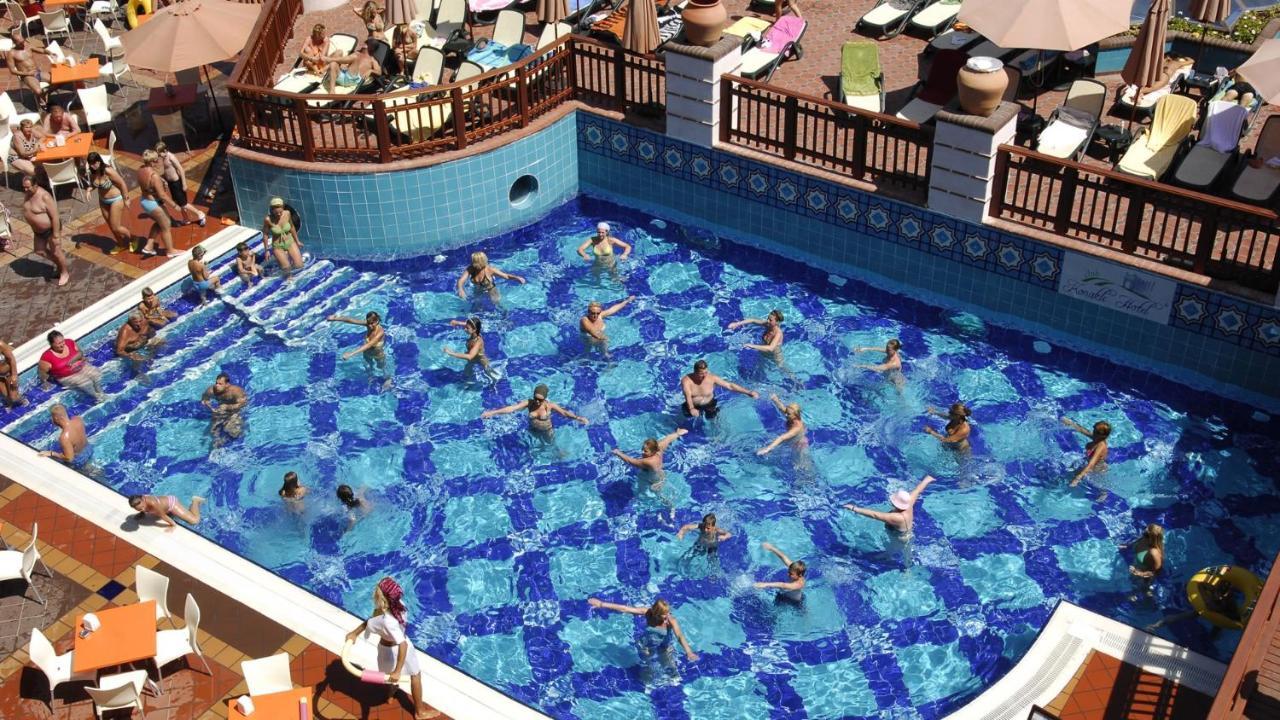 Noxinn Club Hotel Konaklı Exteriör bild