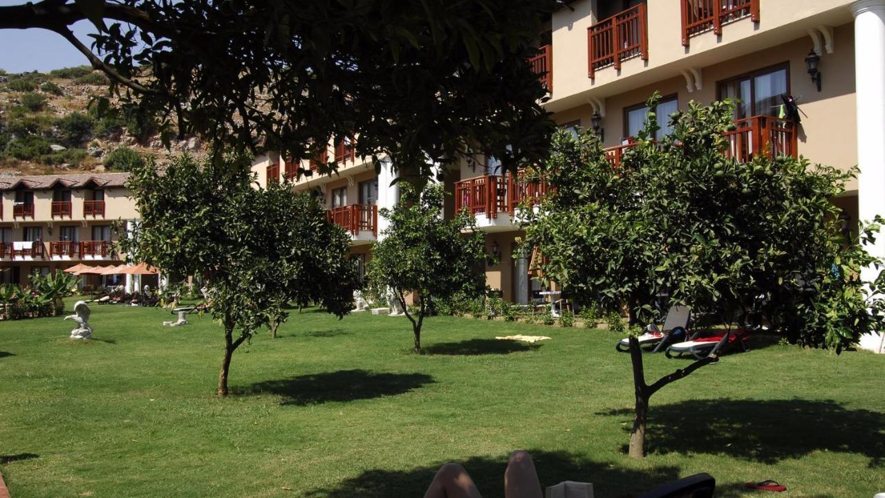 Noxinn Club Hotel Konaklı Exteriör bild